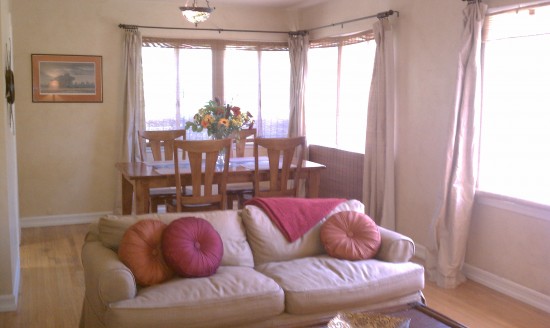 3057 Santa Rosa has a bright and airy living room.