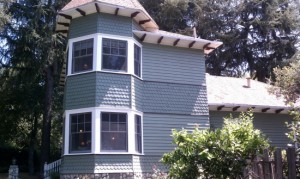 Altadena has a great Victorian Home for sale.