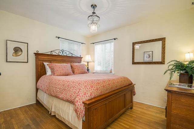 1022 N Kenwood St-MLS-011