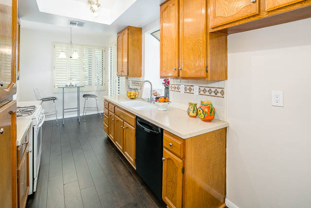 330 Cordova St-MLS-Kitchen 1