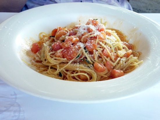 Celestino - Pasta with Tomato and Garlic