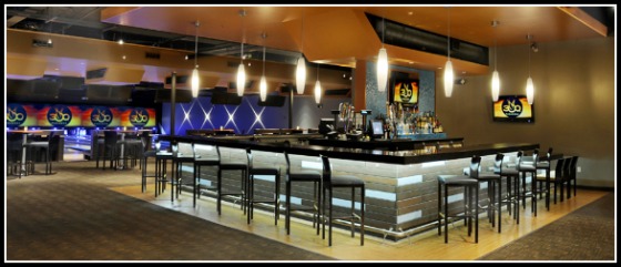 Bar & Lounge at 300 Pasadena