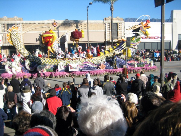 China-Airlines Rose Parade 2011