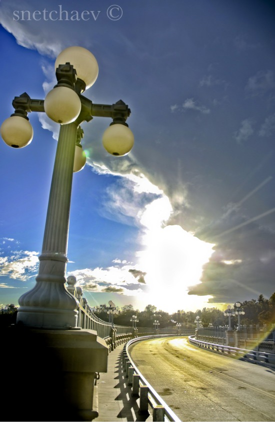 Suicide Bridge Lamp Pasadena