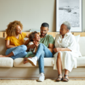 The Benefits of Buying a Multi-Generational Home [INFOGRAPHIC]